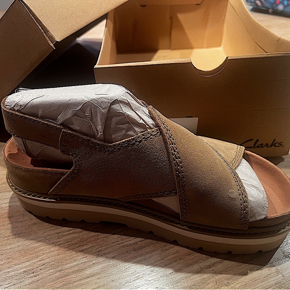 Clark’s chunky Orianna Roam sandals, new with box, never worn